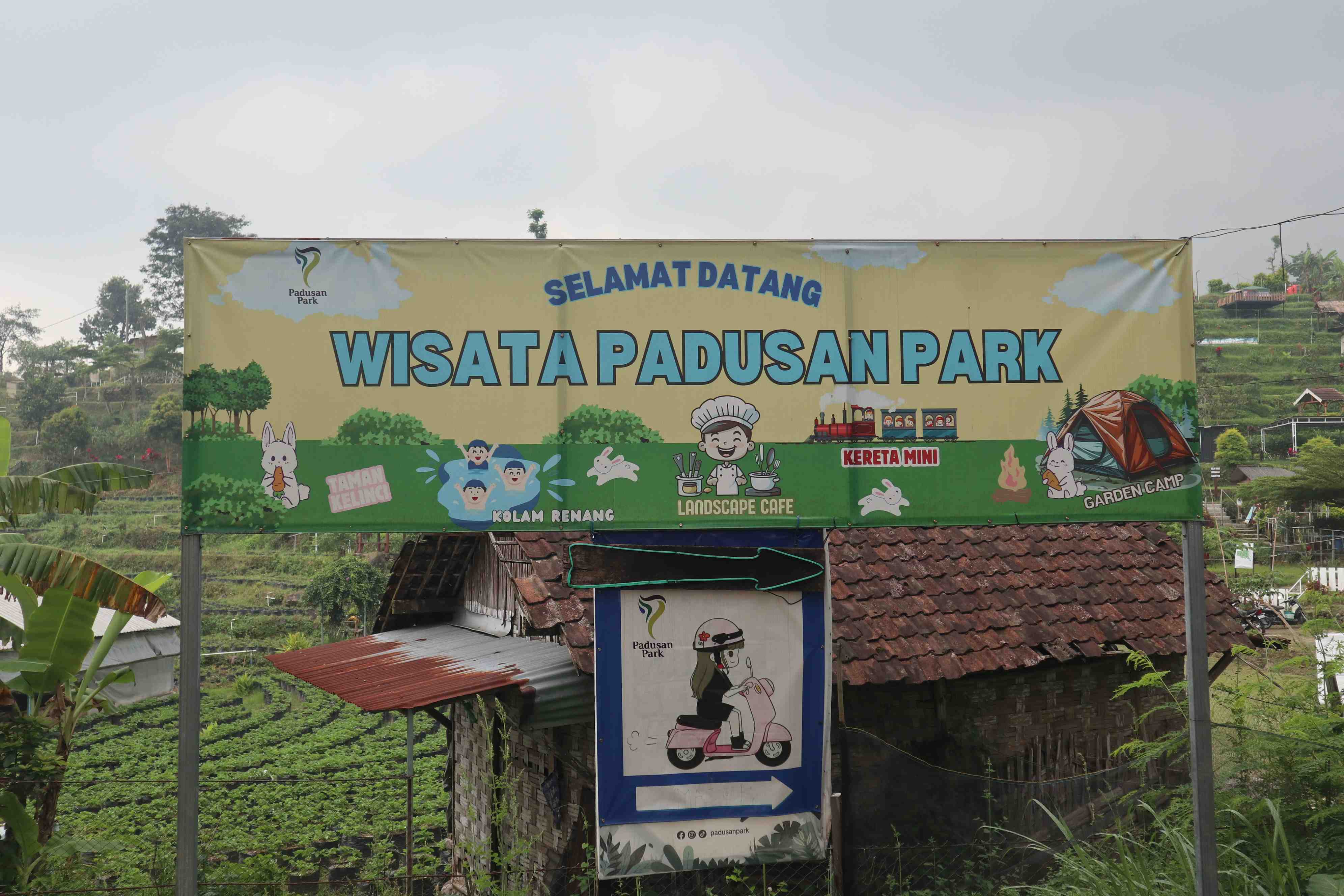 Pesona Alam Padusan Park: Mulai dari Air Terjun, Gunung, Hingga Air Panas